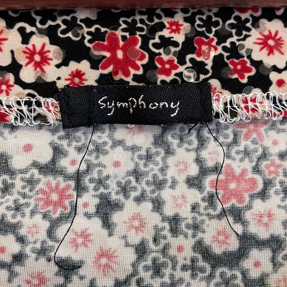 Symphony Top - Picture 7 of 9